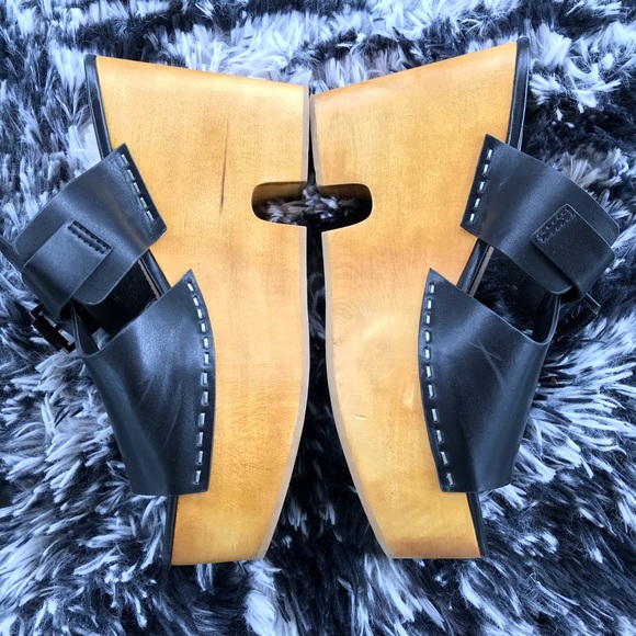 Zara Trafaluc Wooden Block Platform Sandals